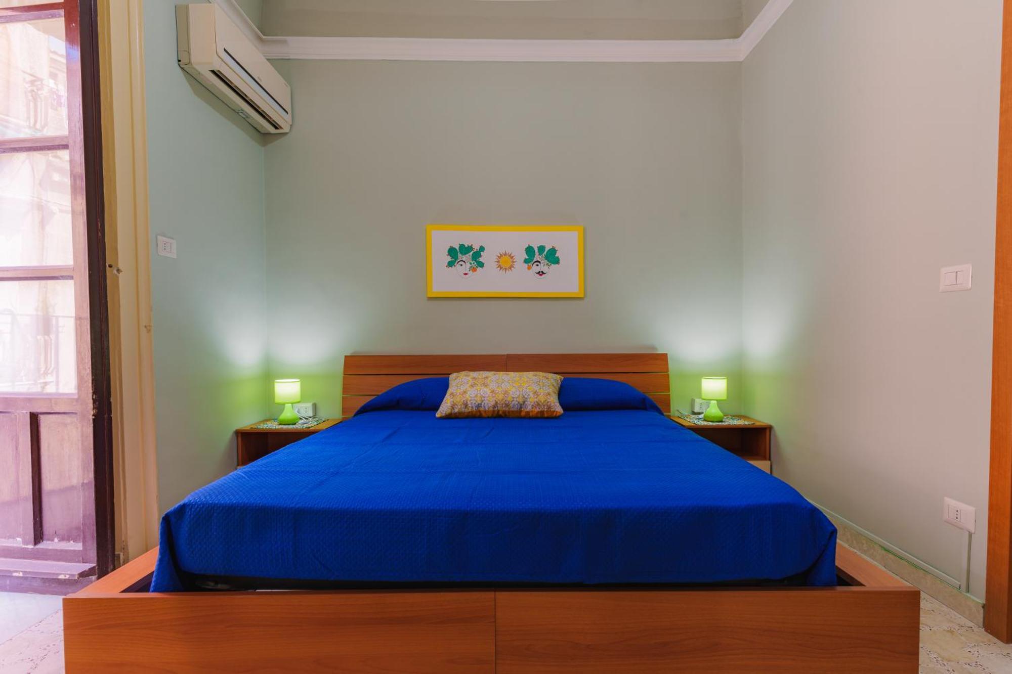 Casa vacanze La Tricora Big House Aeroporto di Catania Fontana Rossa