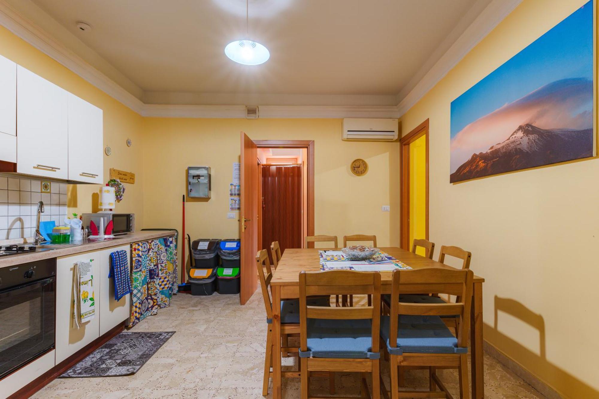 Casa vacanze La Tricora Big House Aeroporto di Catania Fontana Rossa